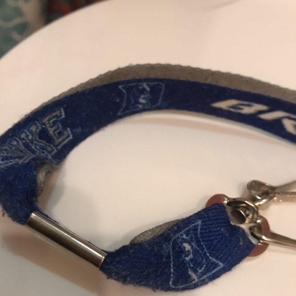 ⚡️FINAL PRICE⚡️ Vintage Duke University Lanyard Keychain - Picture 3 of 10